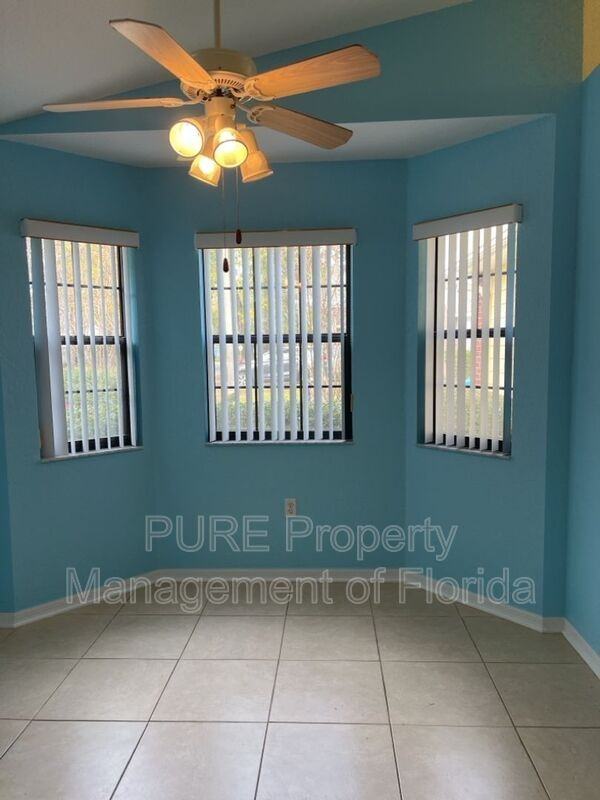 3936 Ne 21st Ln - Photo 7 of 33