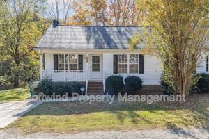 featured image of 1519 Elmwood Ave