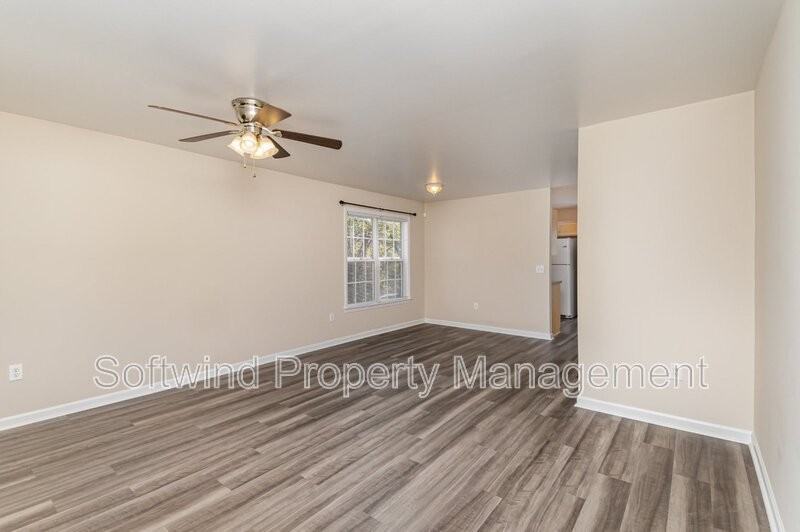 1519 Elmwood Ave - Photo 4 of 27