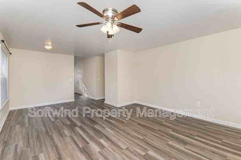 1519 Elmwood Ave - Photo 5 of 27
