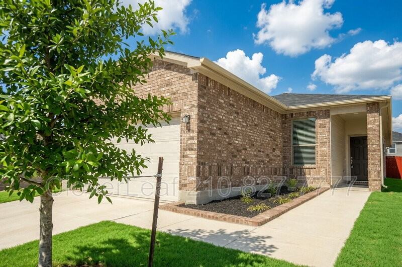 8329 Kinclaven Ct - Photo 3 of 36