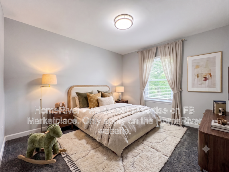 2155 Dave St - Photo 3 of 29