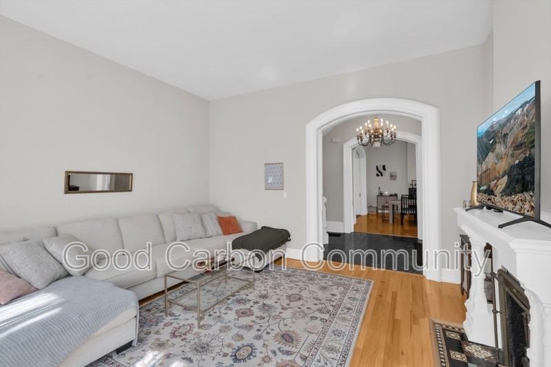 77 Linwood Ave #1 - Photo 4 of 46