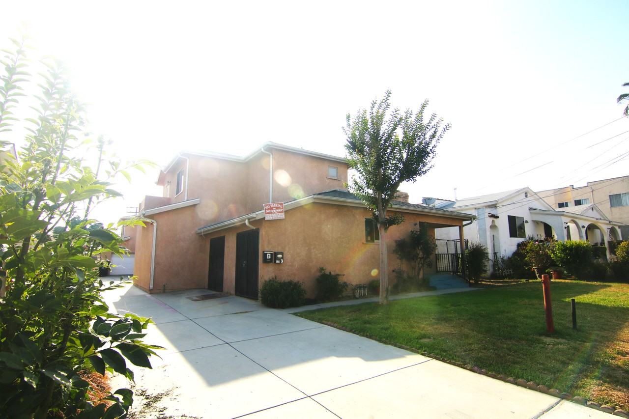 525 S Belmont St #A - Photo 2 of 28