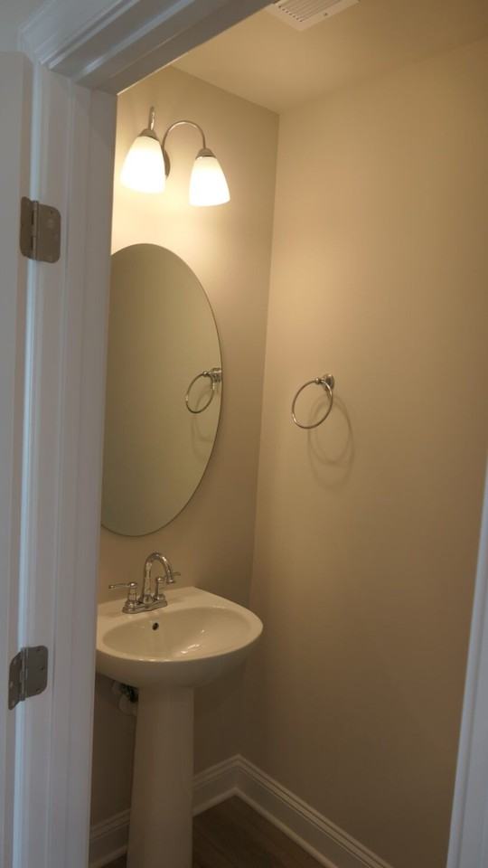 220 Springdale Rd - Photo 4 of 10