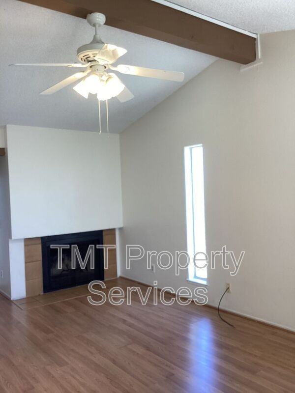 7847 Orchard Woods Cir - Photo 6 of 26