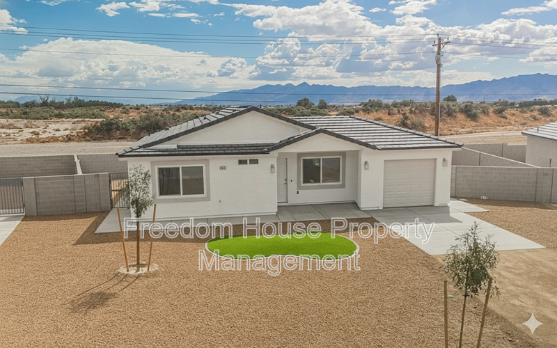 581 Valiant Ave - Photo 4 of 37