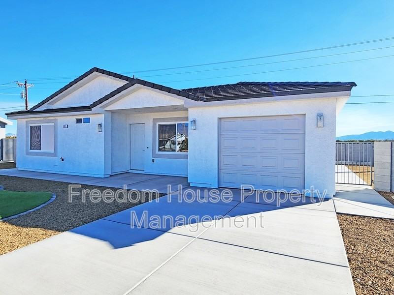 581 Valiant Ave - Photo 5 of 37