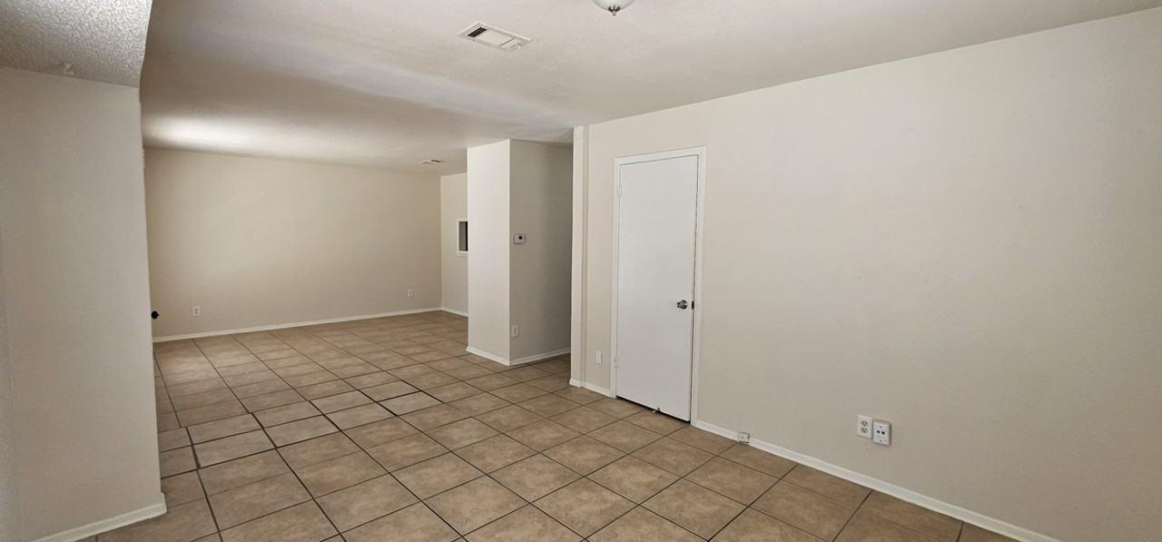 7205 Merry Ln - Photo 5 of 21
