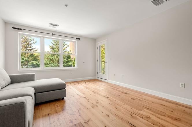 318 Rindge Ave #102 - Photo 4 of 14