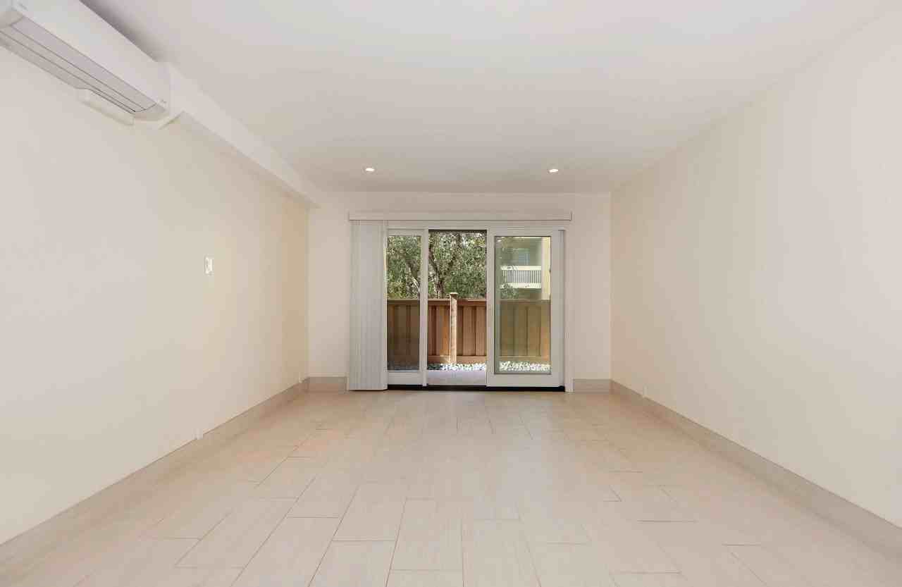 4600 Lamont St - Photo 7 of 12