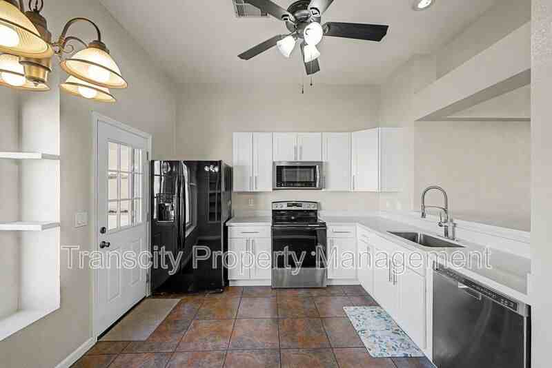 1825 E Secretariat Dr - Photo 6 of 19