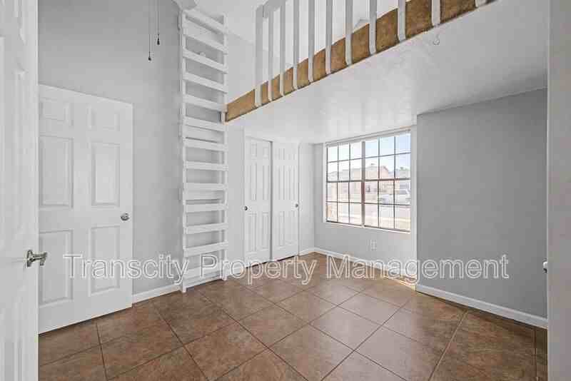 1825 E Secretariat Dr - Photo 7 of 19