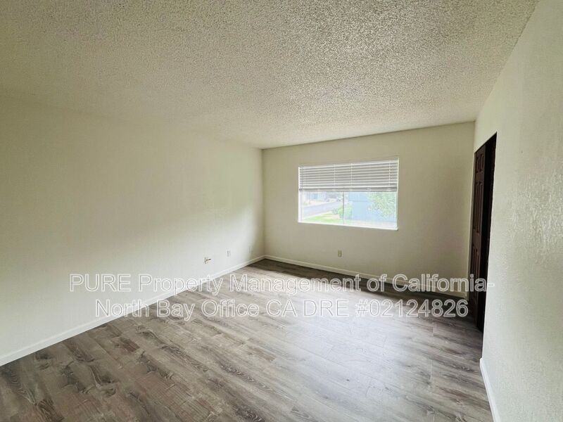 370 El Rio Ct #F - Photo 6 of 10