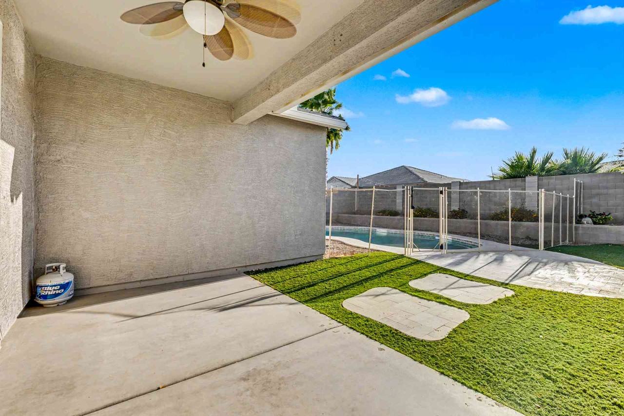 17028 N Palo Verde St - Photo 4 of 37