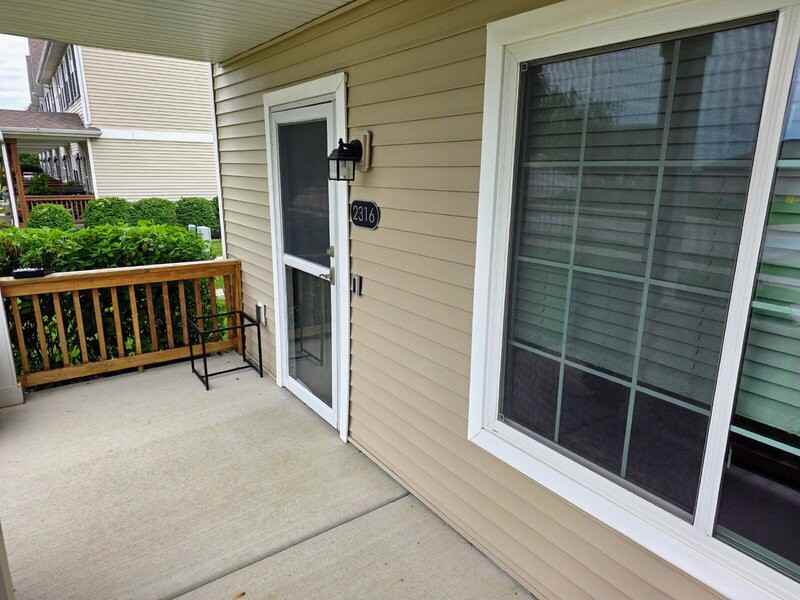 2316 Hazeltine Pl - Photo 2 of 30