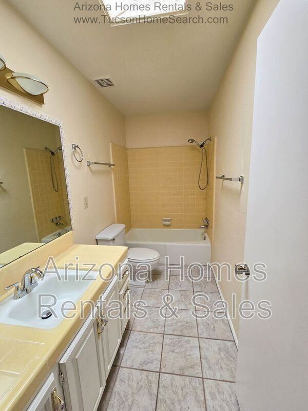 510 W Calle Lago - Photo 4 of 13
