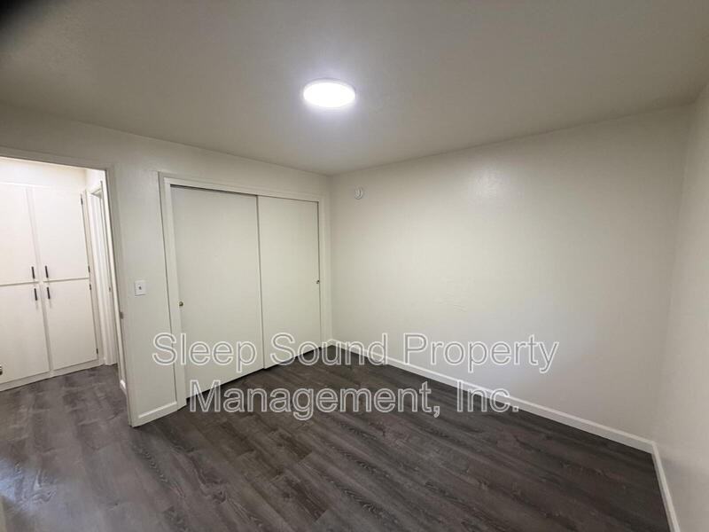 3220 22nd Ave #4 - Photo 6 of 6