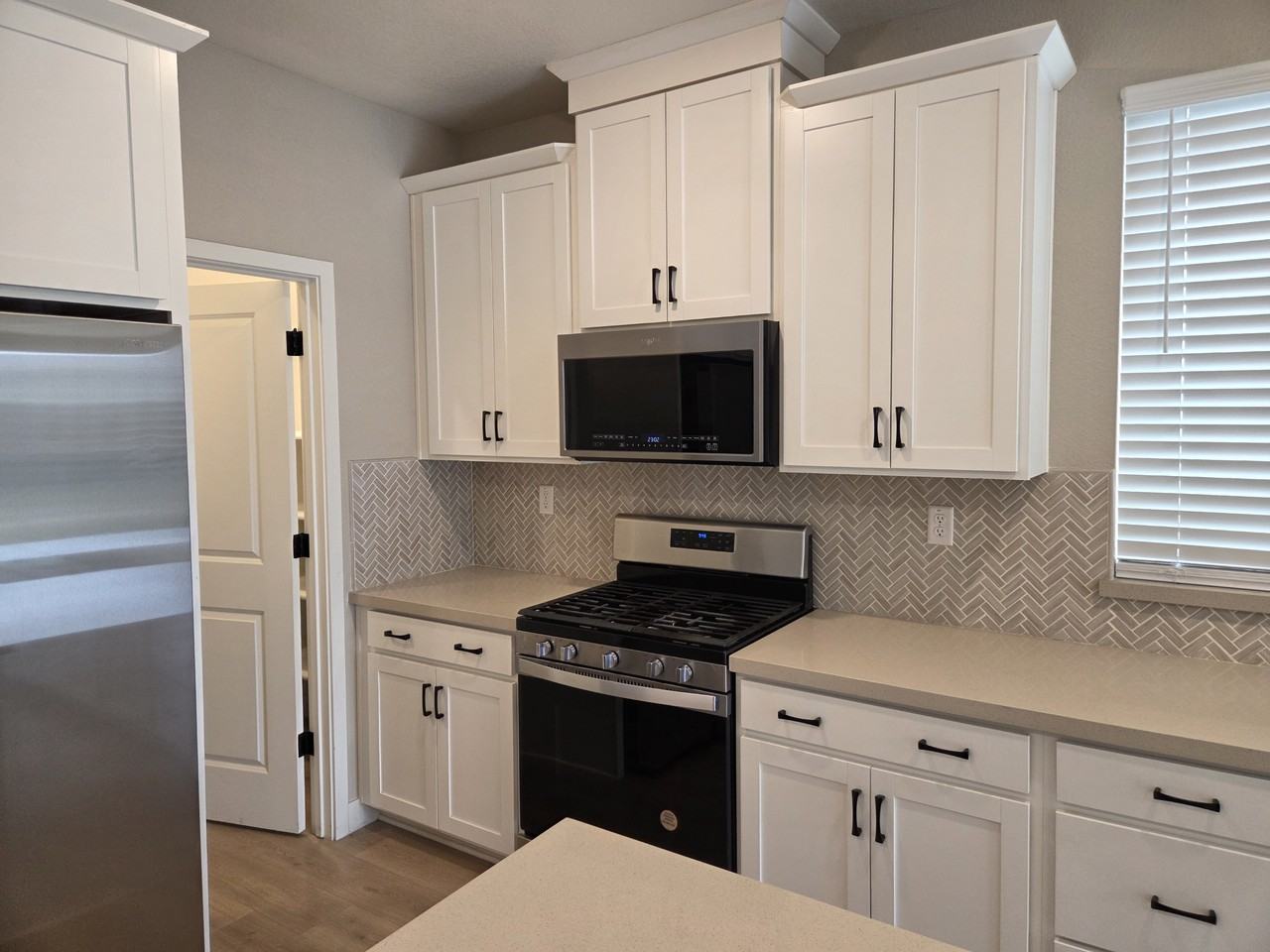 2249 Borealis Cir - Photo 2 of 8
