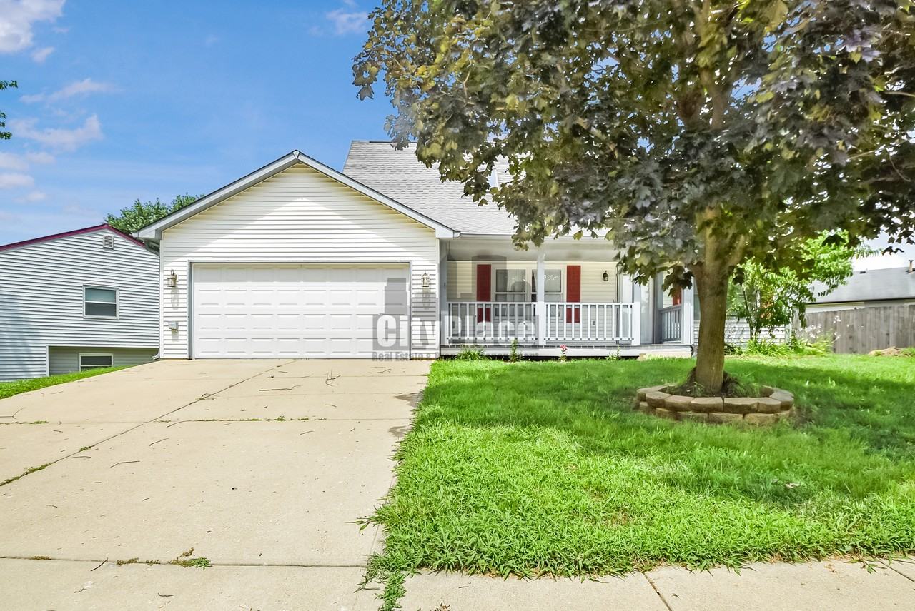 1442 Maria Ave - Photo 4 of 29