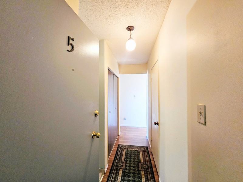 3851 76 St Nw #5 - Photo 2 of 15