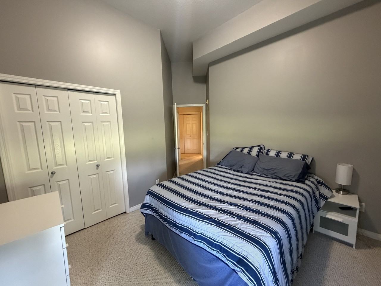8840 Southfort Dr - Photo 4 of 19