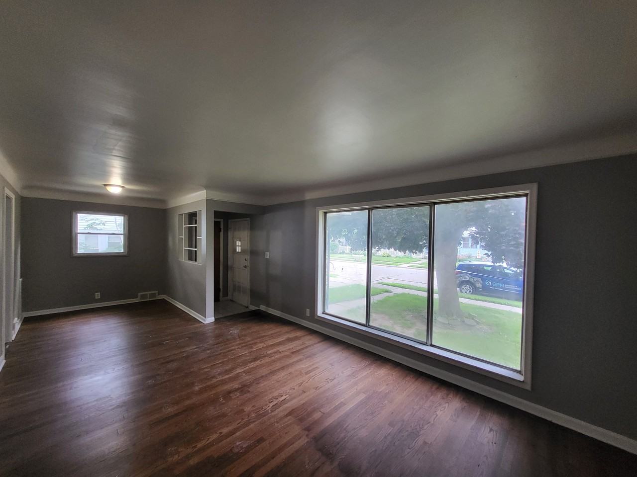 22084 Shakespeare Ave - Photo 6 of 15