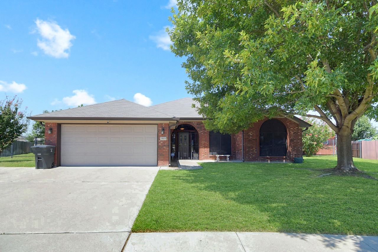 5805 Tropicana Ct