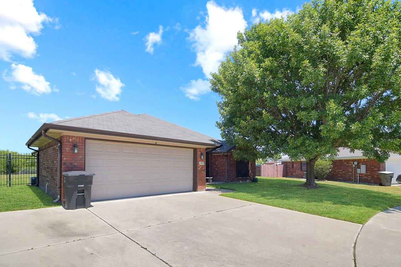 5805 Tropicana Ct - Photo 2 of 19