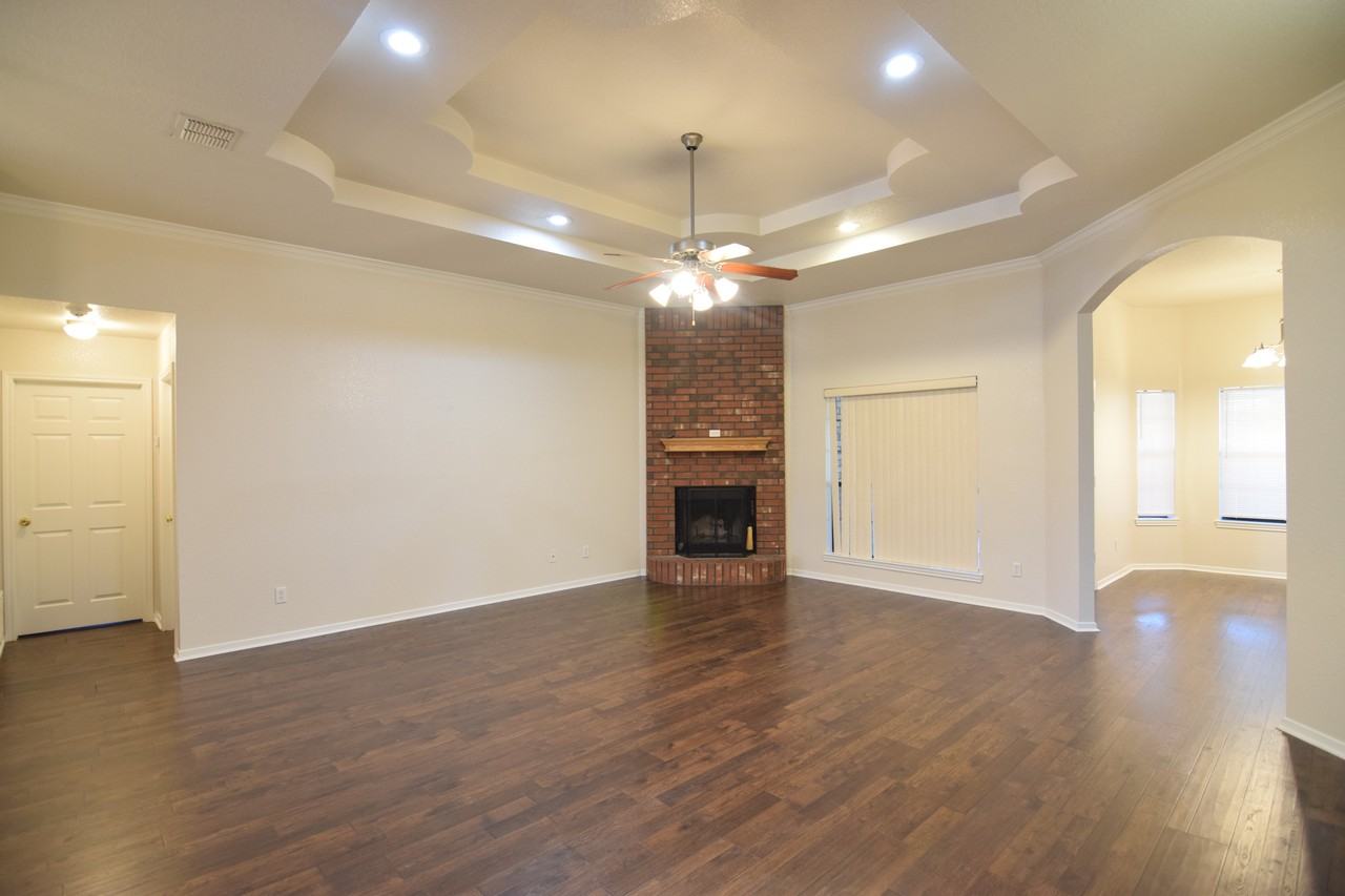 5805 Tropicana Ct - Photo 7 of 19