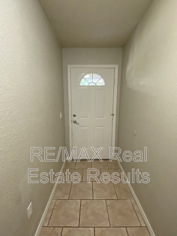 5 Dolphin Ln - Photo 2 of 14