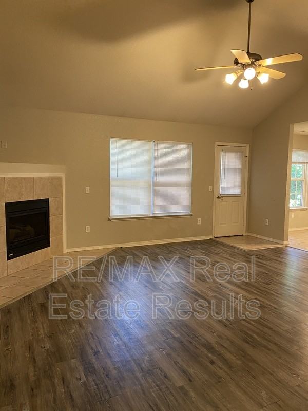 5 Dolphin Ln - Photo 4 of 14