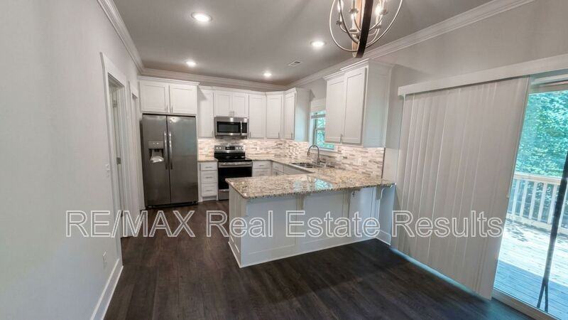 9 Burnham Dr - Photo 5 of 13
