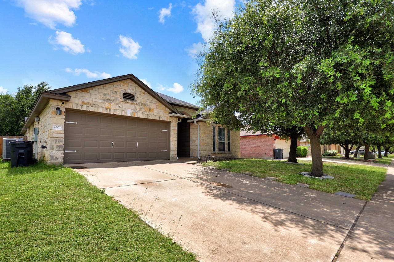 4502 Golden Gate Dr - Photo 2 of 24