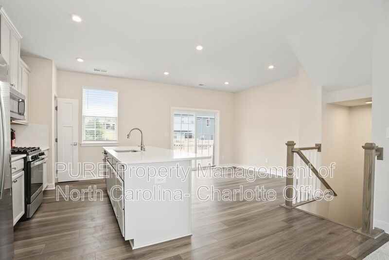 2140 Autumn Cyprus Ave - Photo 7 of 21