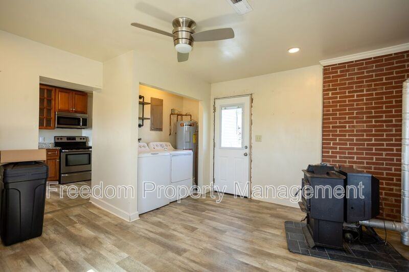 12203 Mystic Hill Ln - Photo 4 of 44
