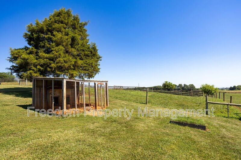 12203 Mystic Hill Ln - Photo 6 of 44