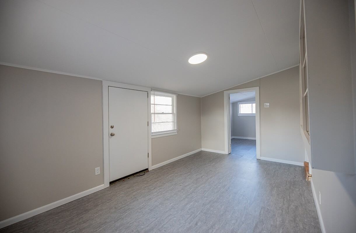 3506 Taylor St - Photo 5 of 11