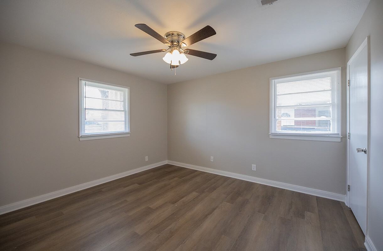 3506 Taylor St - Photo 6 of 11