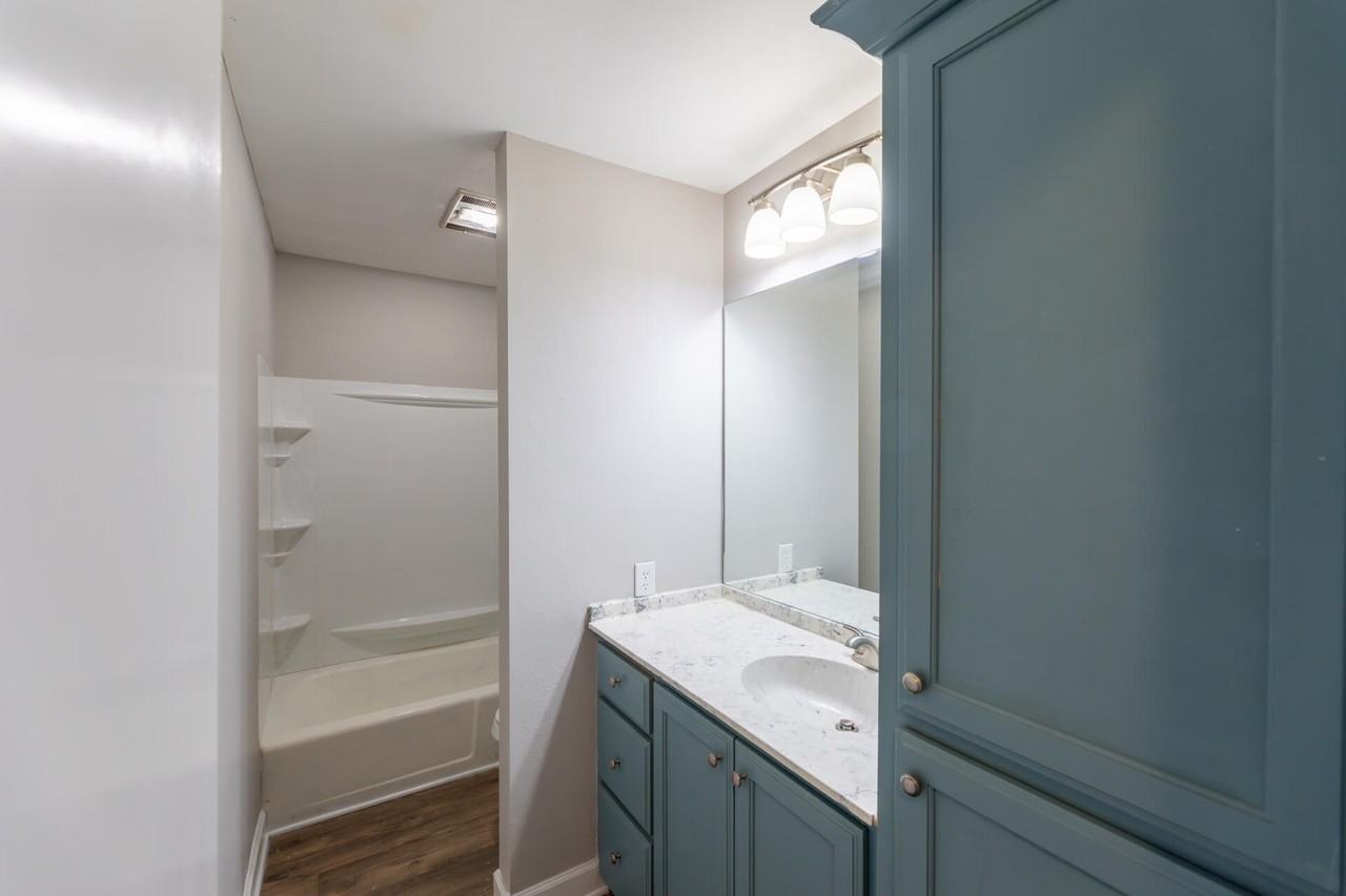 2231 Linda Dr - Photo 6 of 12