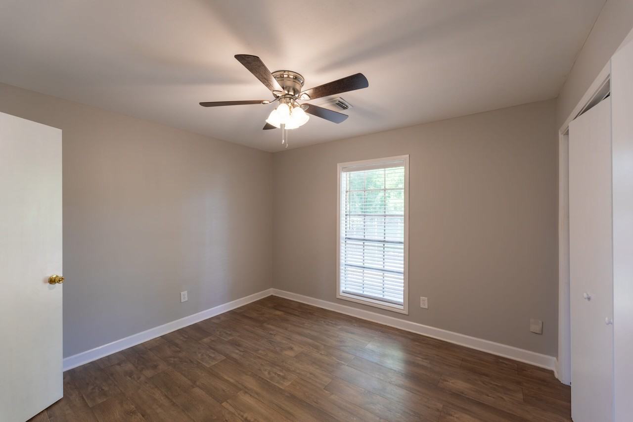 2231 Linda Dr - Photo 7 of 12