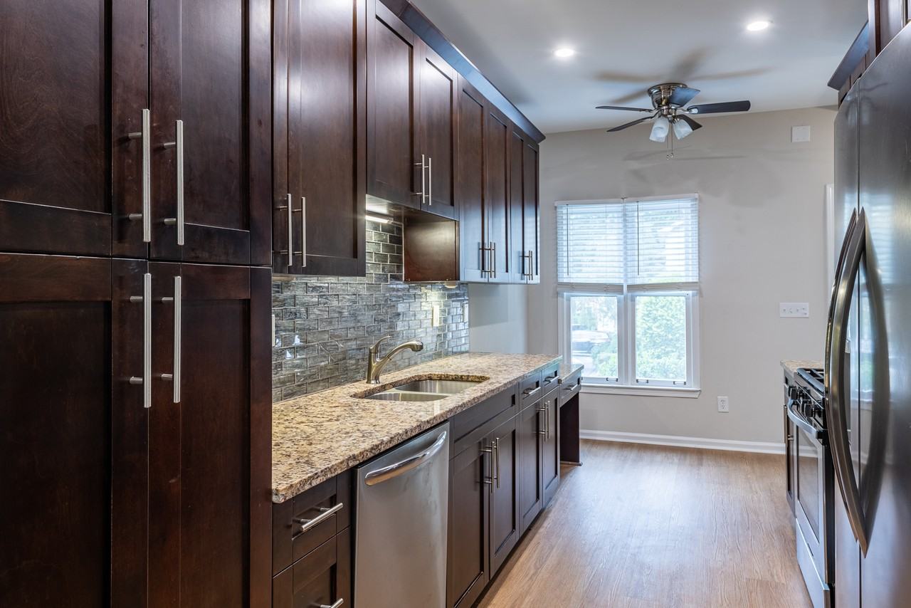 3994 Elm St - Photo 3 of 26