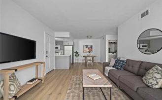 1114 W Blaine St #207 - Photo 1 of 1