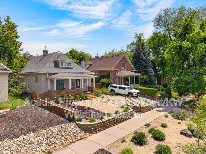 823 Southeast - Photo 4 of 50