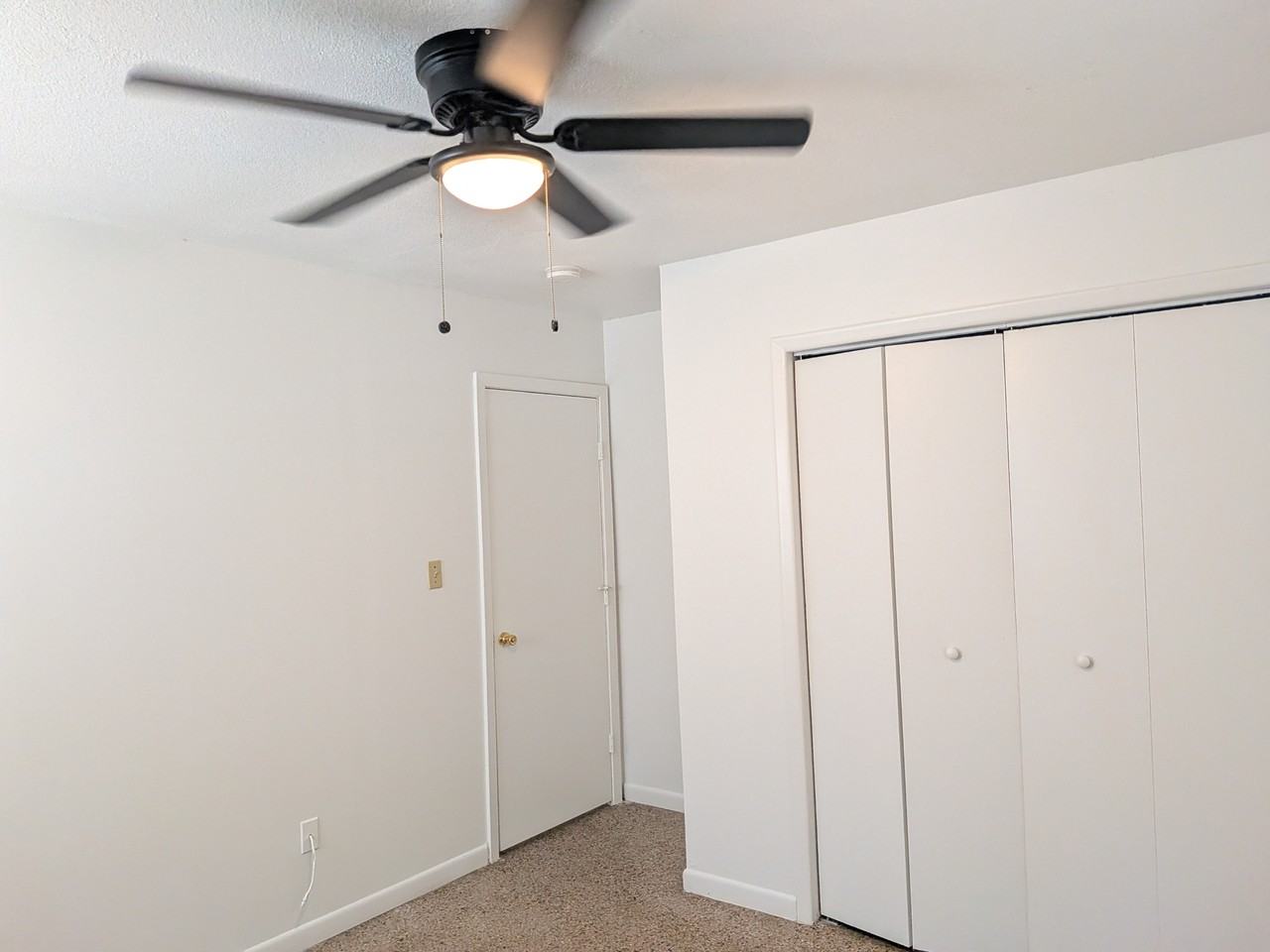 2461 Nw 44th Ave - Photo 7 of 13