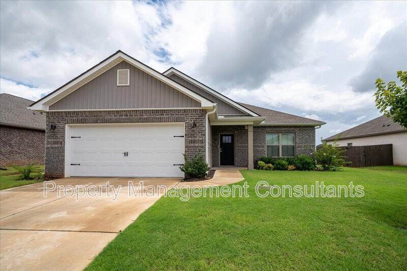14872 Demarie Ln - Photo 2 of 32