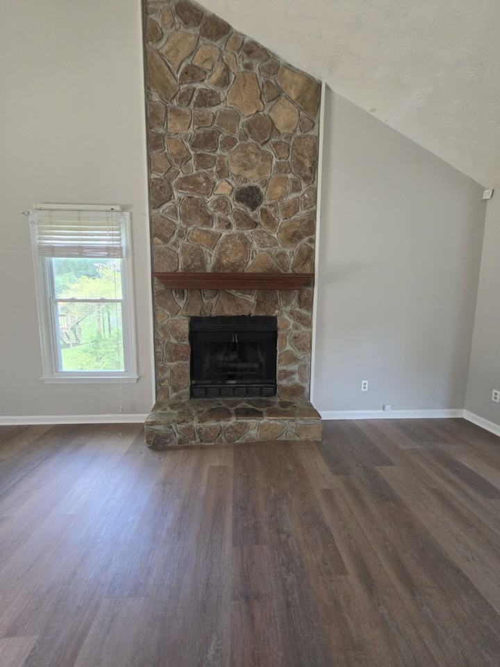 985 S Lassetter Cir - Photo 4 of 35
