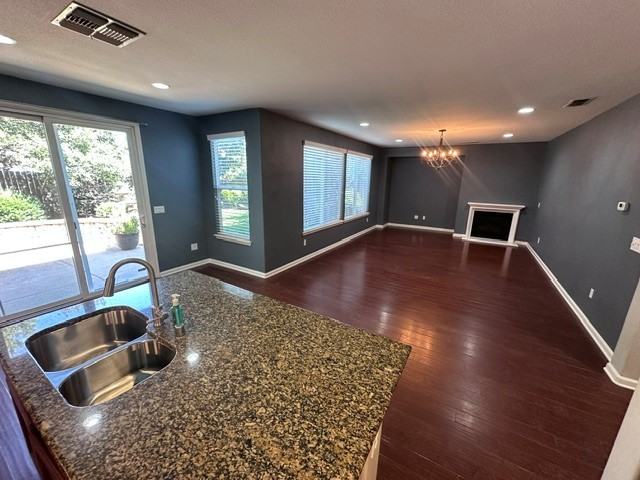224 Barbrook Ct - Photo 7 of 21