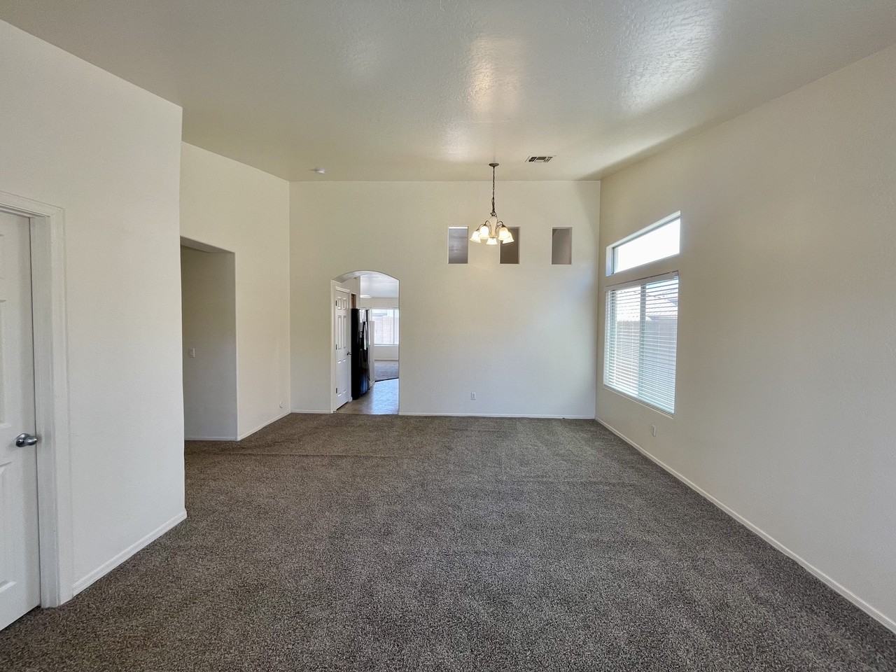 25853 W Elizabeth Ave - Photo 2 of 25