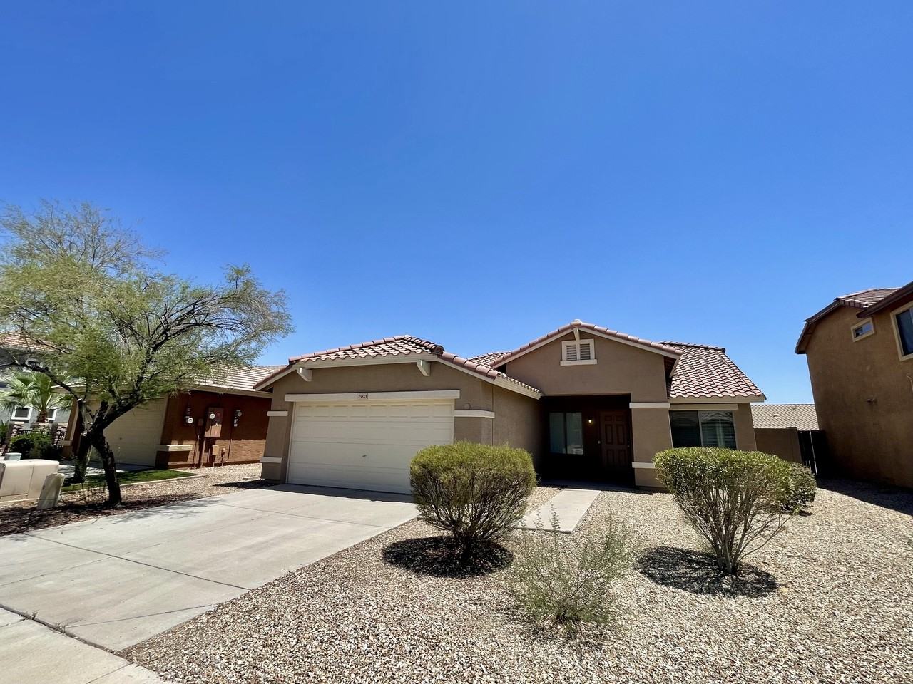 25853 W Elizabeth Ave - Photo 4 of 25